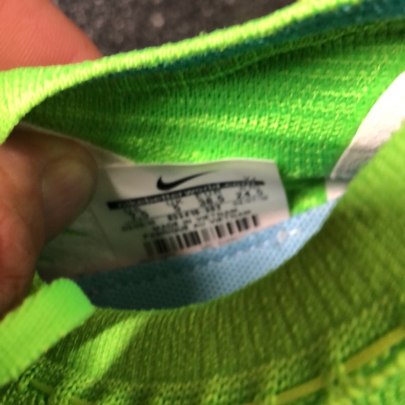 NIKE Free Womens Size 7.5 Transform Flyknit Neon Green Shoes 833410-302 Training - Picture 4 of 6
